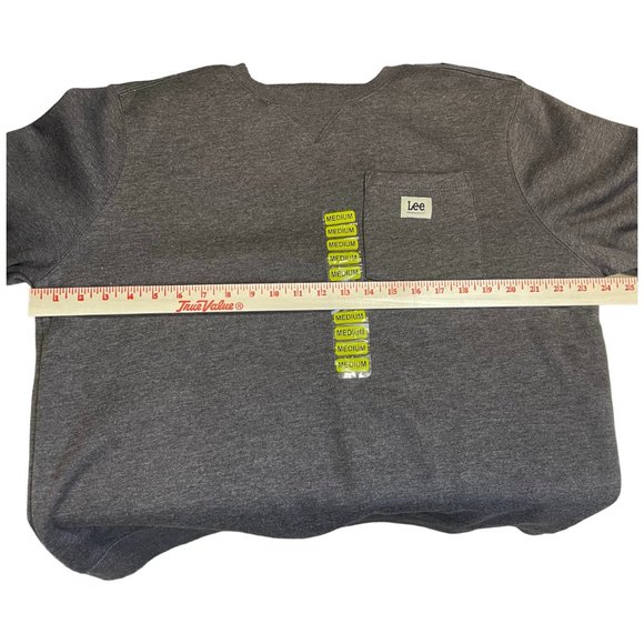 Medium - LEE - Men's CLASSIC FIT Gray Charcoal Sweatshirt Pocket UPF 50 NEW - Picture 3 of 4